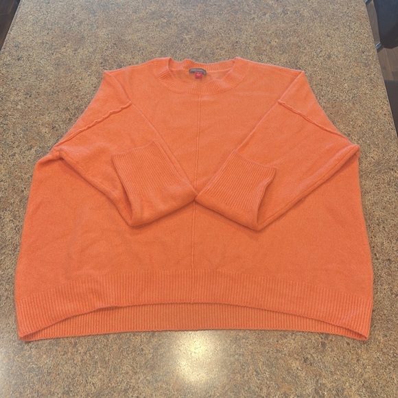 Vince Camuto Crewneck Sweater Size Large Peach Long Sleeve Stretch Lightweight - Picture 1 of 11